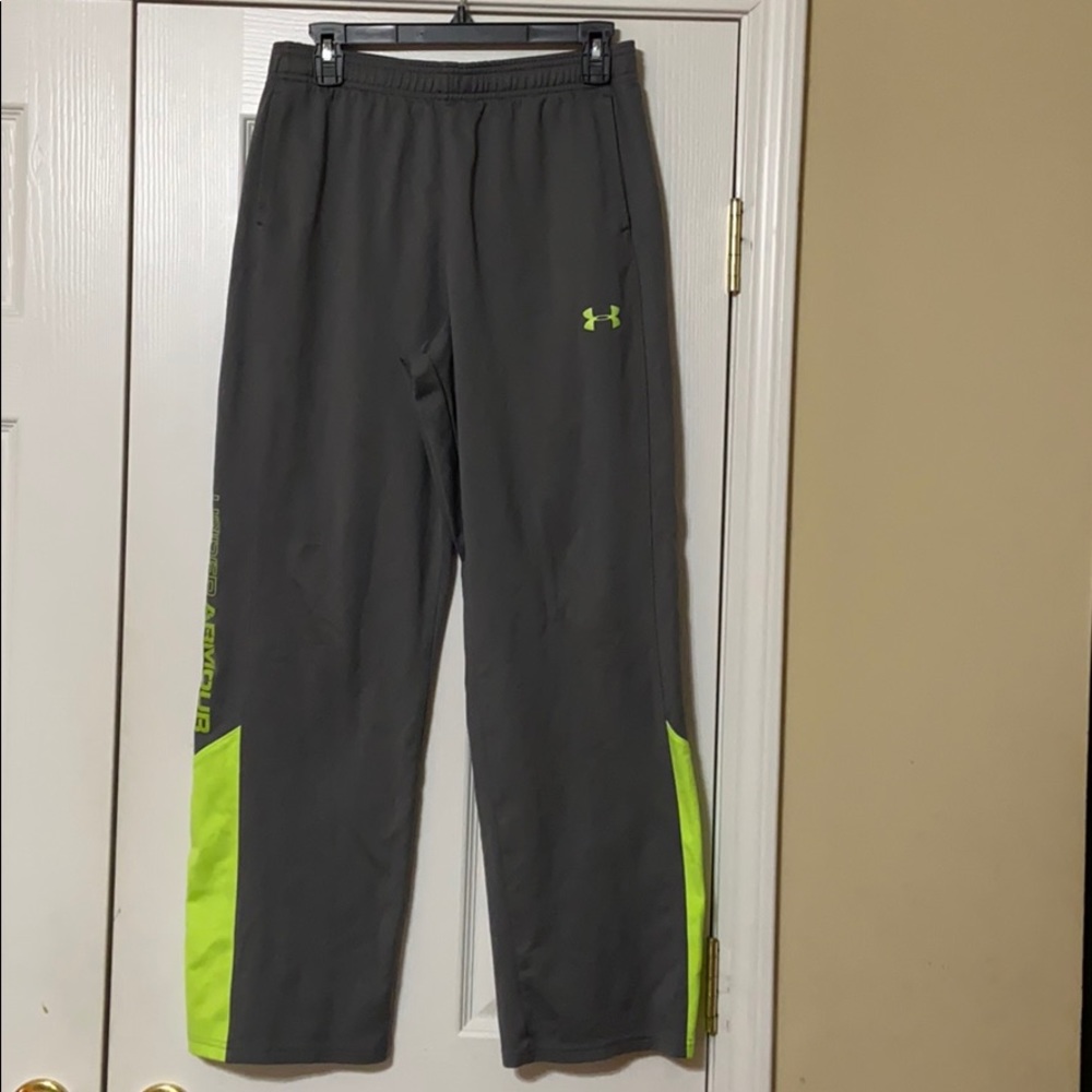 Under Armour athletic pants, size youth XL